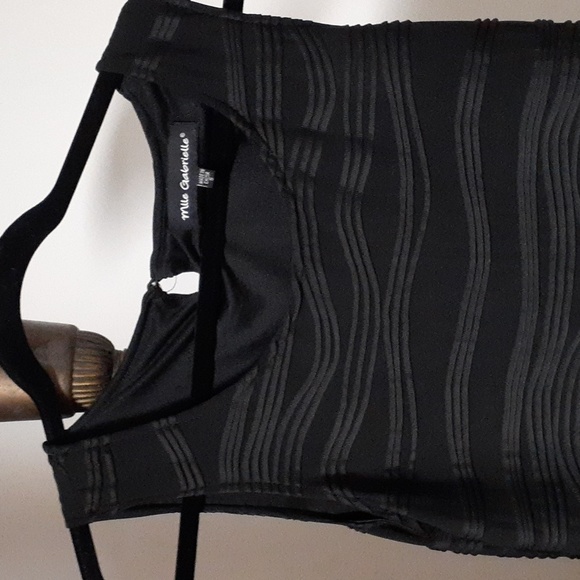 Gently used SZ S sleeveless Dress with stretch - Picture 2 of 4